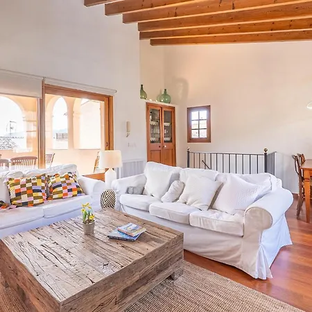 Holiday home Awesome In With Wi-fi *